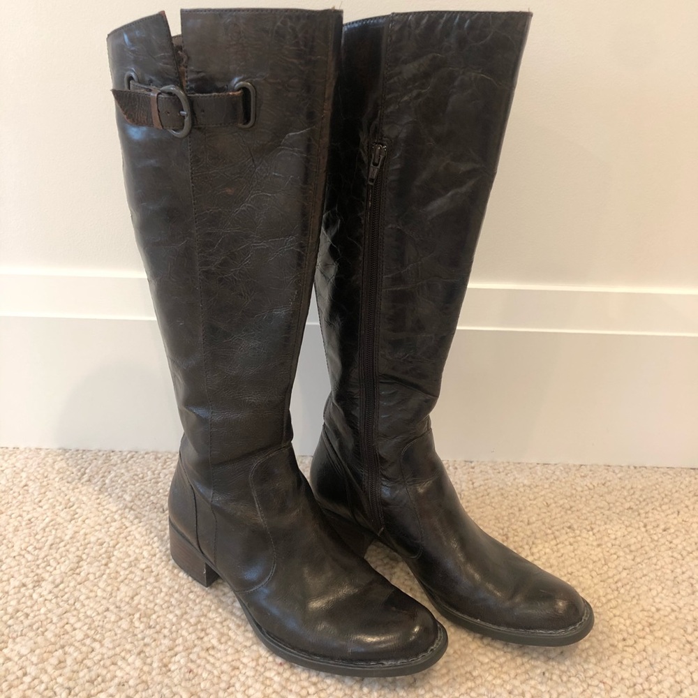 Born tall boot